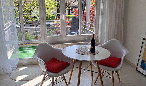 Free of commission! Bright and quiet 1-room apartment with balcony and underground parking.