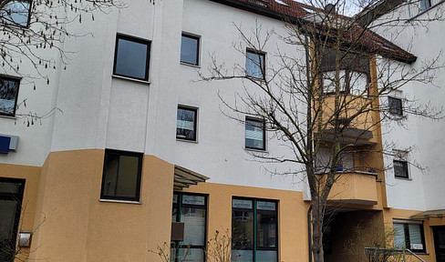 Zu vermieten - Büro, Kosmetikstudio, Praxis - Neustadt a. d. Aisch