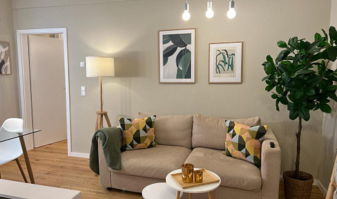 Furnished apartment, city location, first floor, parquet flooring