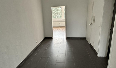 Dream home: Modern 3-room apartment with 2 balconies and plenty of space to feel comfortable!