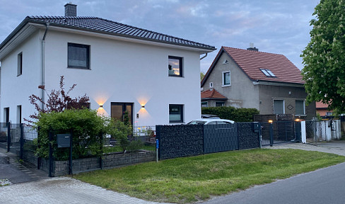 Beautiful city villa on the outskirts of Berlin