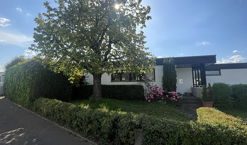 Sonniger Bungalow mit Schlossblick in Vaihingen-Stadt