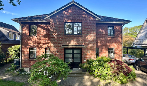 Stylish large detached house in a quiet south-western location