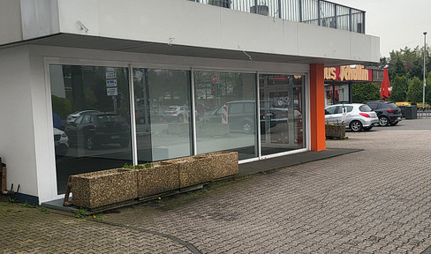 2 Retail spaces available for lease in a high-traffic location, with approximately 280 square meters and 103 square meters of commercial space respectively.