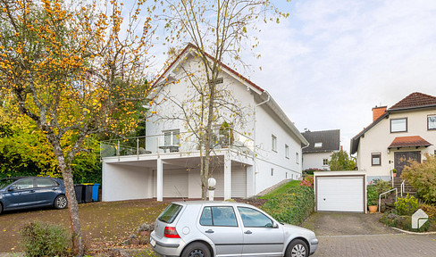 Schöne 2-Zi-Wohnung m.Balkon,Grün-& Blicklage,Kfz-Stellplatz,Keller.Am Schäfersberg-Niedernhausen