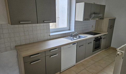 Schöne 3 Raum Altbauwohnung mit Einbauküche in Cottbus Zentrum