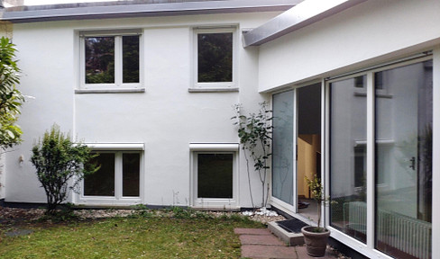 Reihenhaus in Bungalow-Art in Karlsruhe-Waldstadt