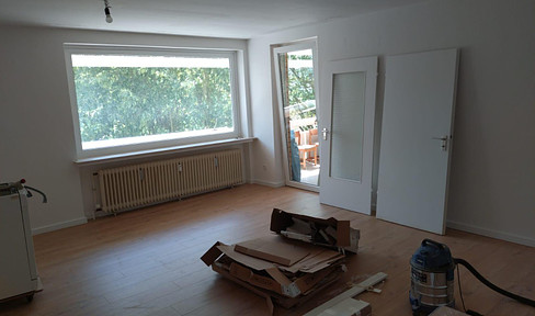 Neu sanierte 2 Zimmer Wohnung mit neuer Küche und großem Balkon in der Nähe der Eilenriede und MHH