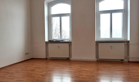 Spacious 3R apartment, bright + friendly, view over Annaberg! approx. 60 m²