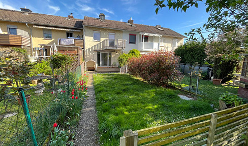 Flooded with light, completely renovated, ready to move into: charming terraced house