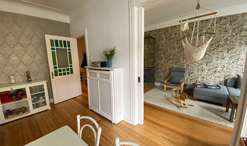 Living in the dreamlike Generalsviertel - apartment for sale without estate agent