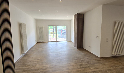 Beautiful 2.5-room apartment with a terrace and garden / Wheelchair accessible.