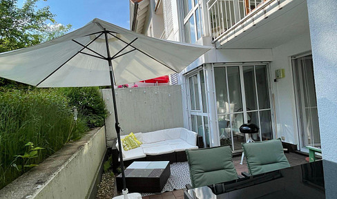Traumhafte 3,5-Zimmer Erdgeschosswohnung mit großer Terrasse (teilweise möbliert)