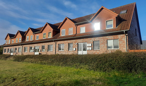 2-room attic apartment in Hornstorf, just outside of Wismar (with fitted kitchen).