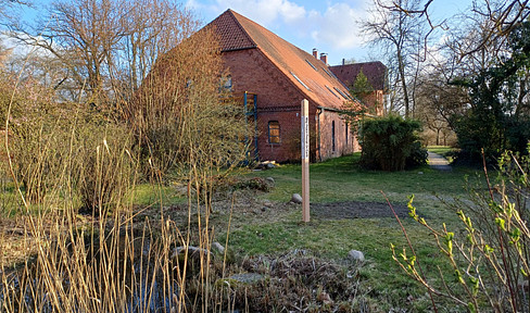 Wunderschöner Resthof mit Baugenehmigung für ein Seminarhaus im Landkreis Lüneburg