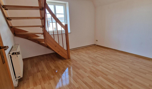 Maisonette WE JOBCENTER pays your rent in HBS 3-room 68 m²