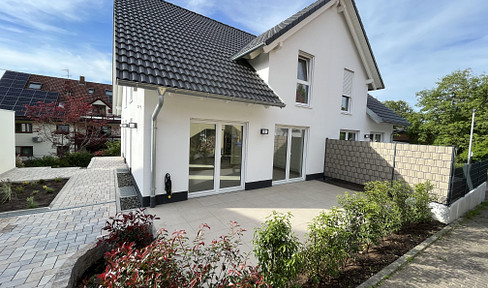 Sehr schöne neue Doppelhaushälfte mit Garage und moderner Küche in Haibach in TOP Lage (Erstbezug)