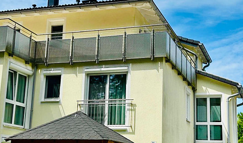 Lichtdurchflutete Wohnung in den Isar-Stadtvillen mit schönem Garten, ruhig & direkt an der Isar