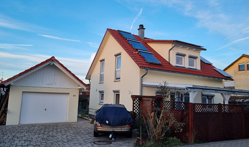 Detached house in quiet residential area in 75242 Neuhausen