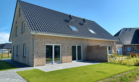 Vacation home with air-heat pump (50 meters from the water)