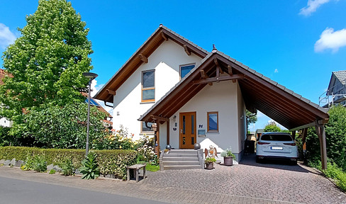 Sustainable country living on 252 sqm near the city: Frankfurt and nature combined - PROVISION FREE