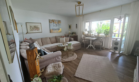 Für Kapitalanleger: Erdgeschoss Wohnung  mit großer 30 m² Terrasse und 60 m² Garten