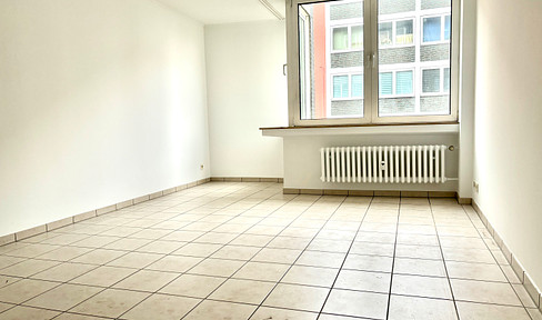 Düsseldorf-Pempelfort, comfortable 2-room apartment 52 m², balcony with awning - commission-free