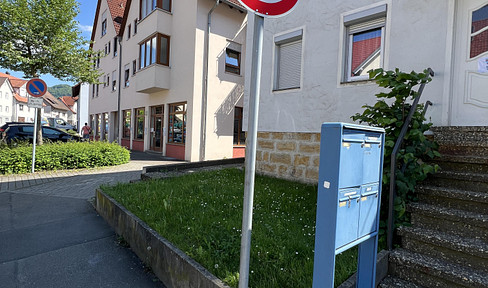 Helle, attraktive Wohnung im Landhausstil in einem liebenswerten 3-Familienhaus