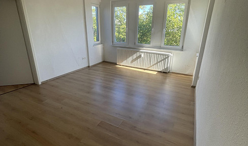 Geräumige Dachgeschosswohnung in Sterkrade