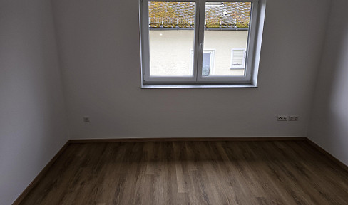 Haus mit 8 Wohnungen