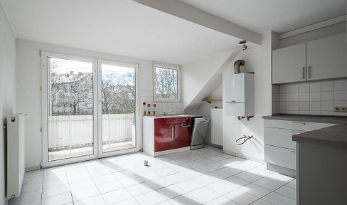 Bright 3-room apartment with fitted kitchen and balcony in Neunkirchen