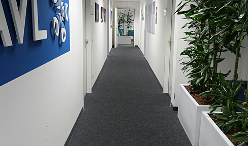 Office for subletting near BMW - flexible rental periods - partial space rental - furnishings available