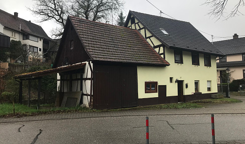 Near Baden Baden !  Individual half-timbered house with barn and separate garden shed