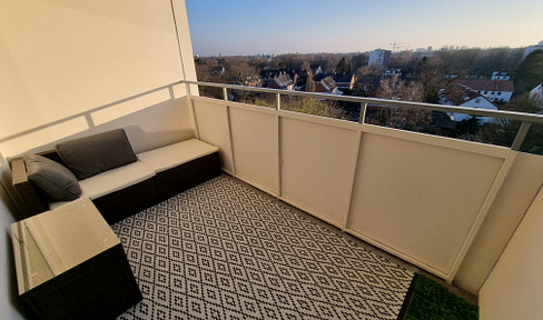 Furnished, well-designed 2-room apartment with a balcony, fitted kitchen, and underground parking space, located near the Appelhofweiher lake.