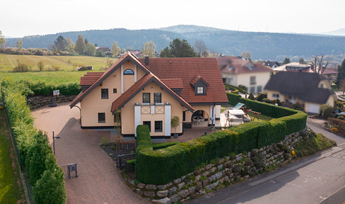 Living & working perfectly combined: www.landhaus-petersberg.de