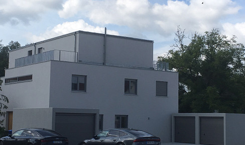 First floor apartment with terrace