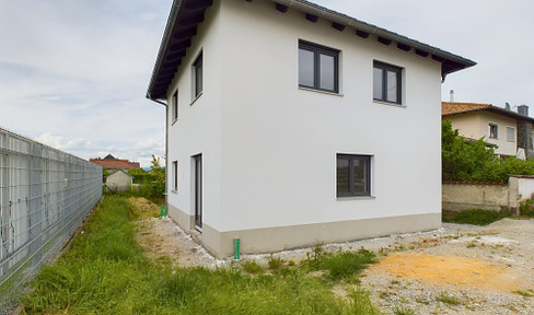 New build detached house in Plattling - commission free!