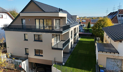 First floor apartment with garden