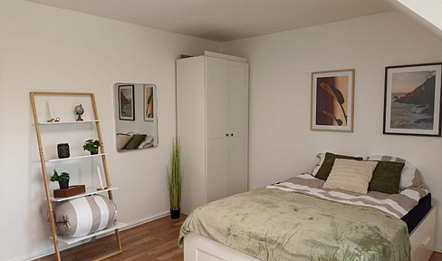 Modern 1-room apartment in a quiet location in Düsseldorf-Rath - 30 m², freshly renovated & furnished