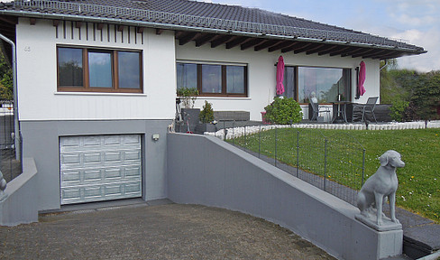 Detached bungalow on the edge of the forest