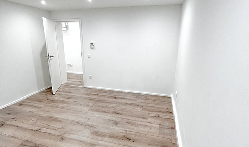 freshly renovated 2 room apartment near university & Westpfalzklinikum