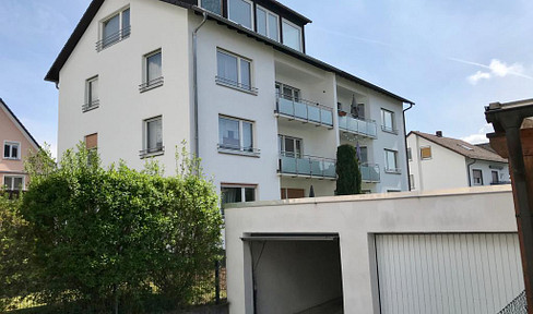 Multi-family house, prime location, Oberursel. 4 units, 283 square meters, plus 2 garages. Yield: 3.7%.