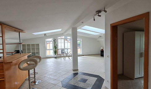 Light-flooded, modern 2-room DG apartment
