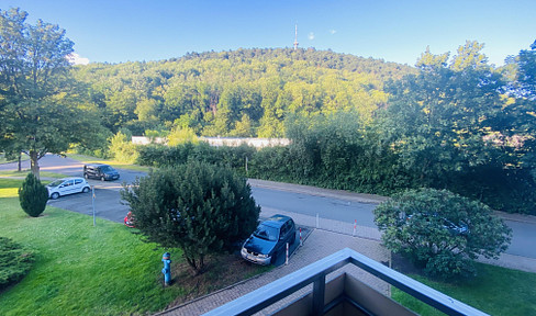 Sudmerberg: Attraktive 1 Zi.-Wohnung: Balkon, EBK, Duschbad, Fahrtsuhl, Stellplatz, Keller