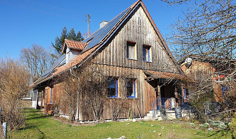 Hochwertig saniertes Haus 120m² mit Garten und 600m² Grund