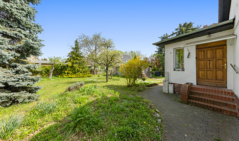 ***Seltenheit- 712 qm großes Grundstück mit Bungalow in Berlin-Alt-Hohenschönhausen***