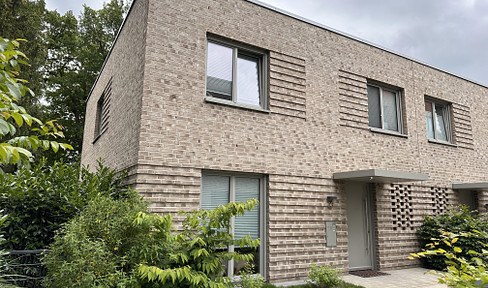 End terraced house in a class of its own