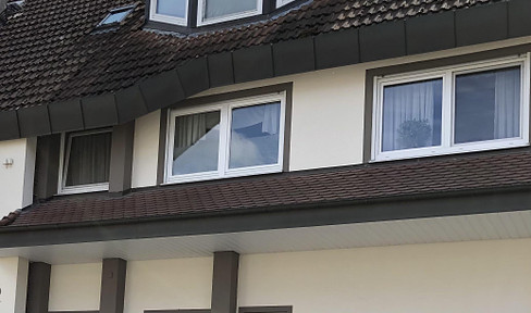 - Wohlfühloase -  4-5 Zimmer Maisonette Wohnung mit Doppelgarage