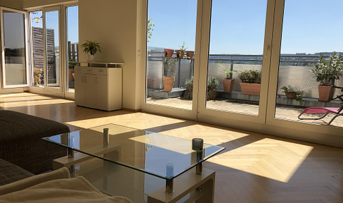 *Exklusive Penthouse-Wohnung mit 3 Balkonen in Leonberg-Höfingen* Wohnen in sonniger Aussichtslage!