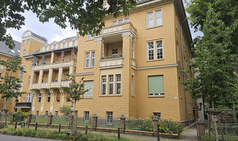 Top sanierte Altbauwohnung im Zentrum von Potsdam mit Balkon